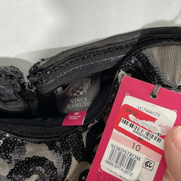 NWT $308 Vince Camuto [ 10 ] Embellished Off Shoulder Ballgown in‎ Black - Picture 5 of 12